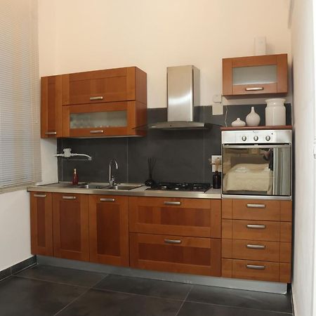 Bethel Come Casa Apartments 那不勒斯 外观 照片