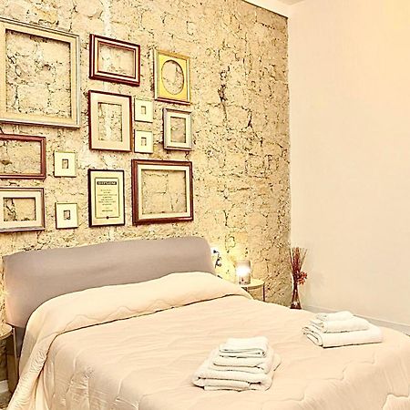 Bethel Come Casa Apartments 那不勒斯 外观 照片
