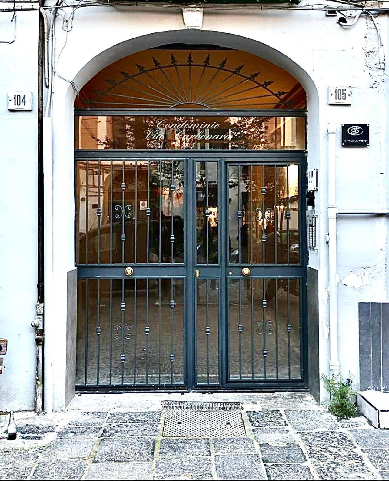 Bethel Come Casa Apartments 那不勒斯 外观 照片
